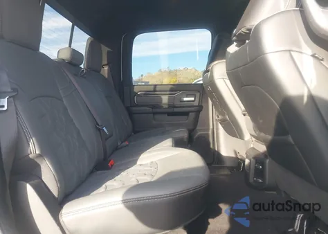 2022 Ram 2500 Power Wagon 4X4 6'4 Box z USA, uszkodzony, nr VIN 3C6TR5EJ5NG125359